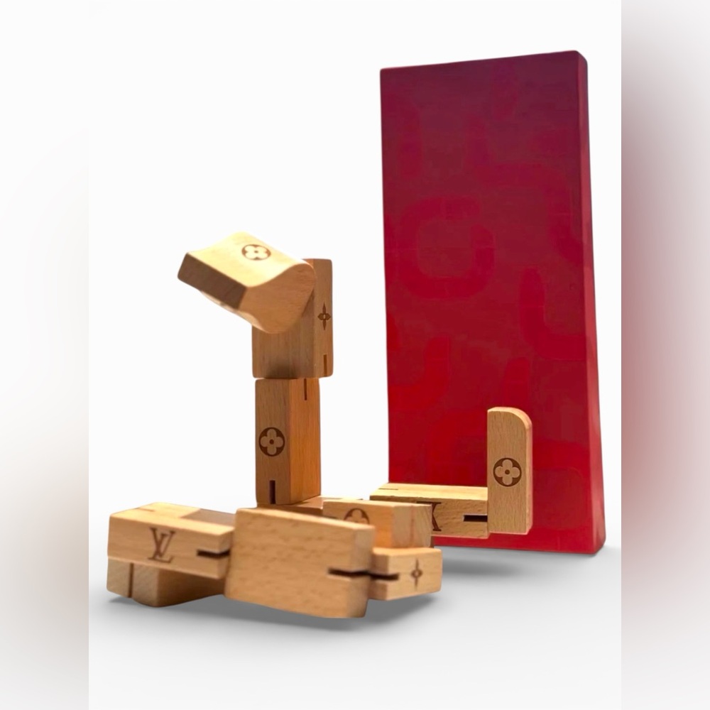 Louis Vuitton Wooden Snake - Picture 2 of 2